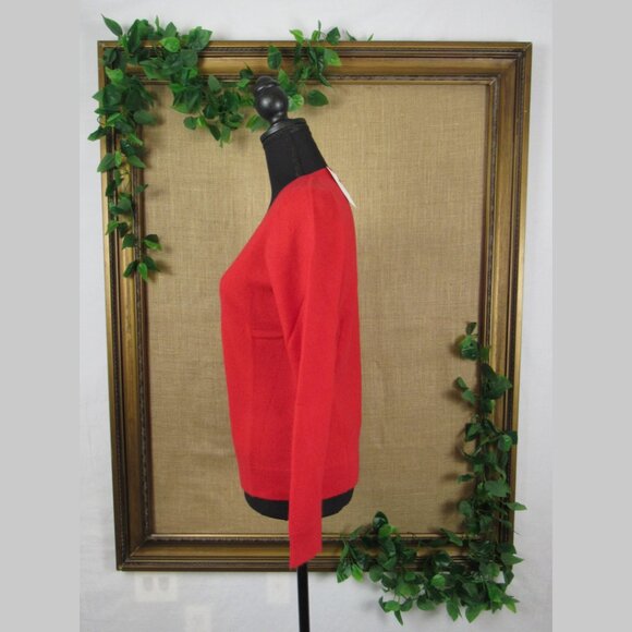 Charter Club Petite Luxury V-Neck Cashmere Sweater - Picture 4 of 5